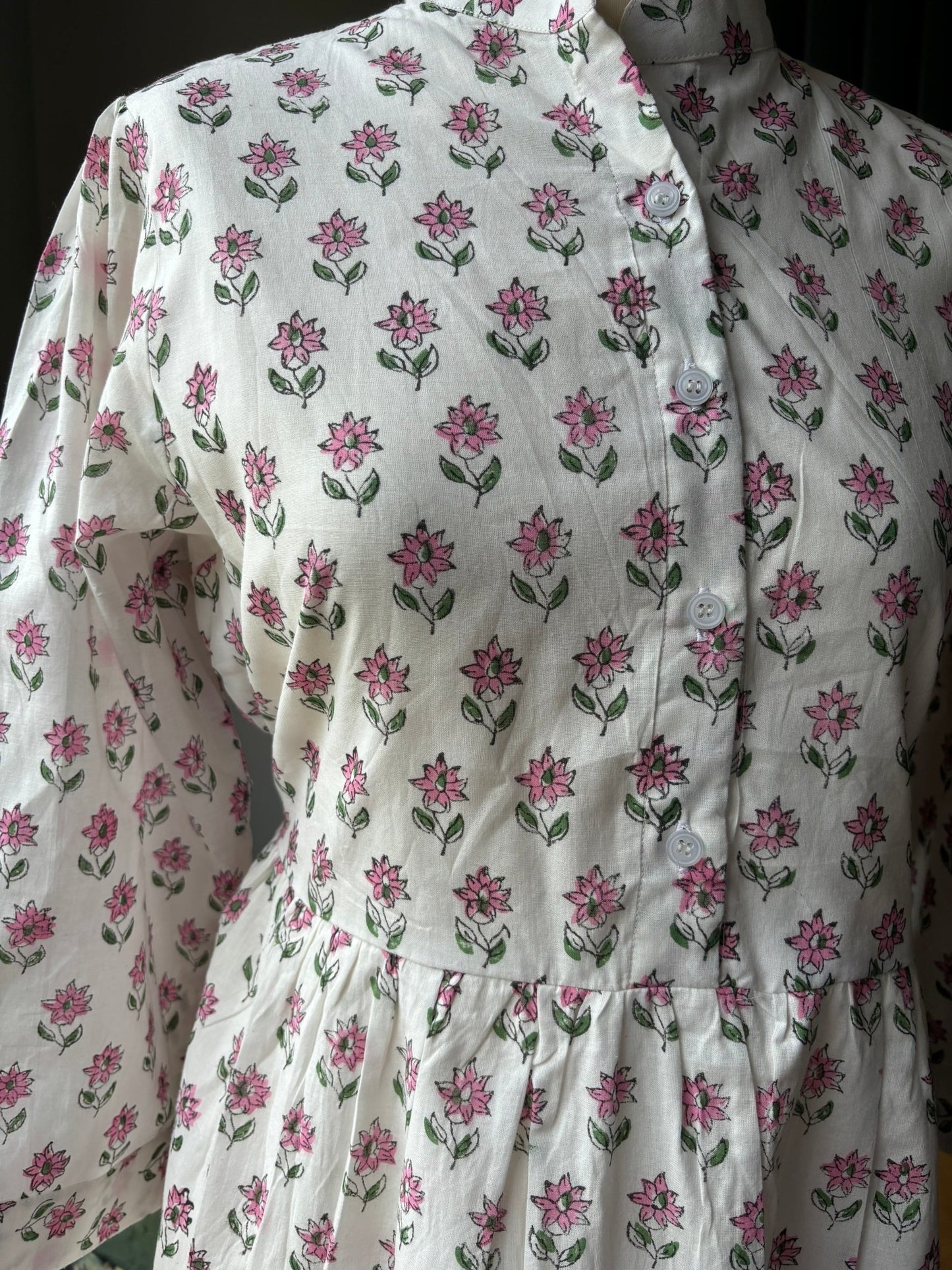 Eloise dress White with pink flowers