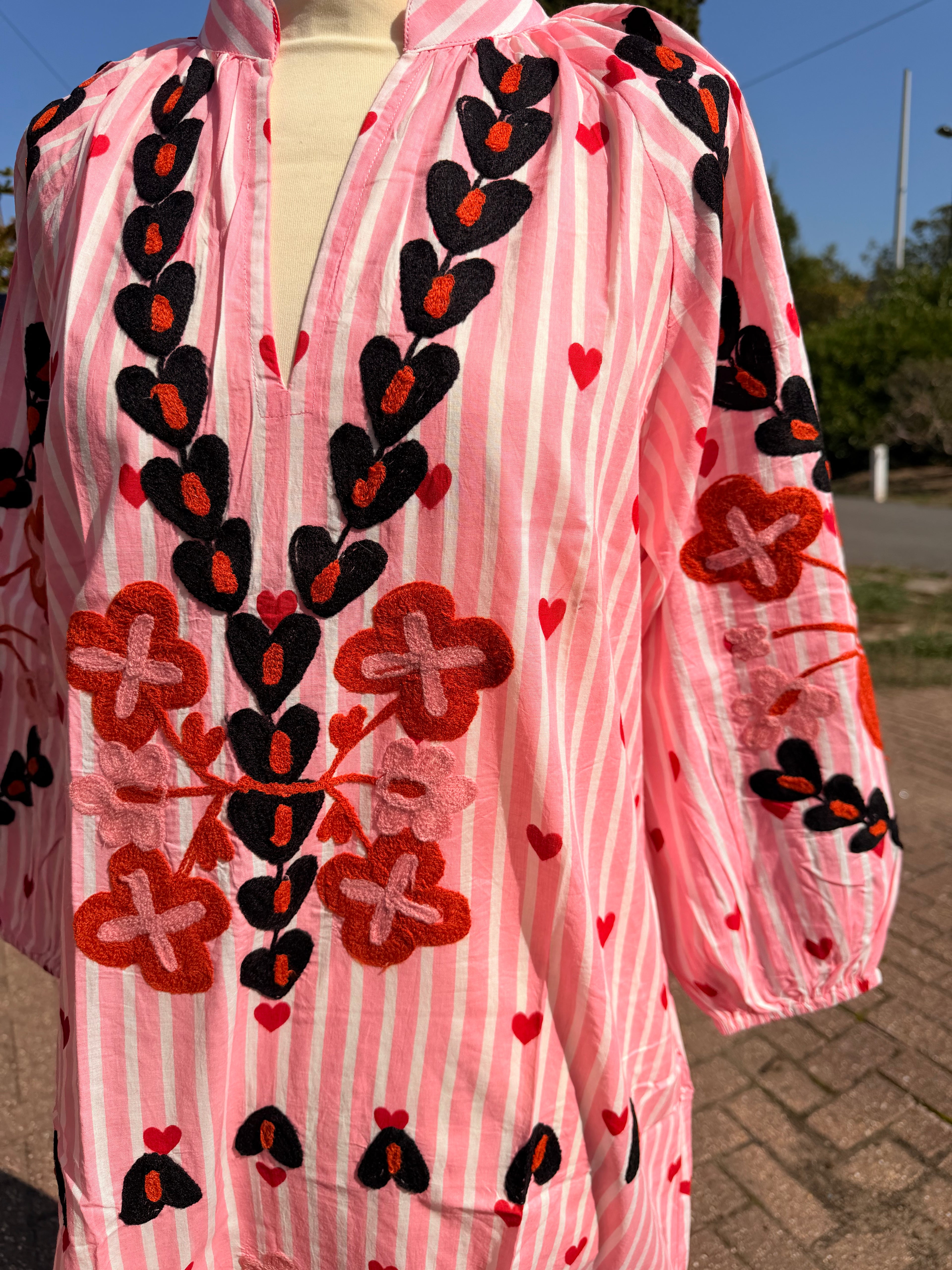 Suzani Kaftan dress in pink