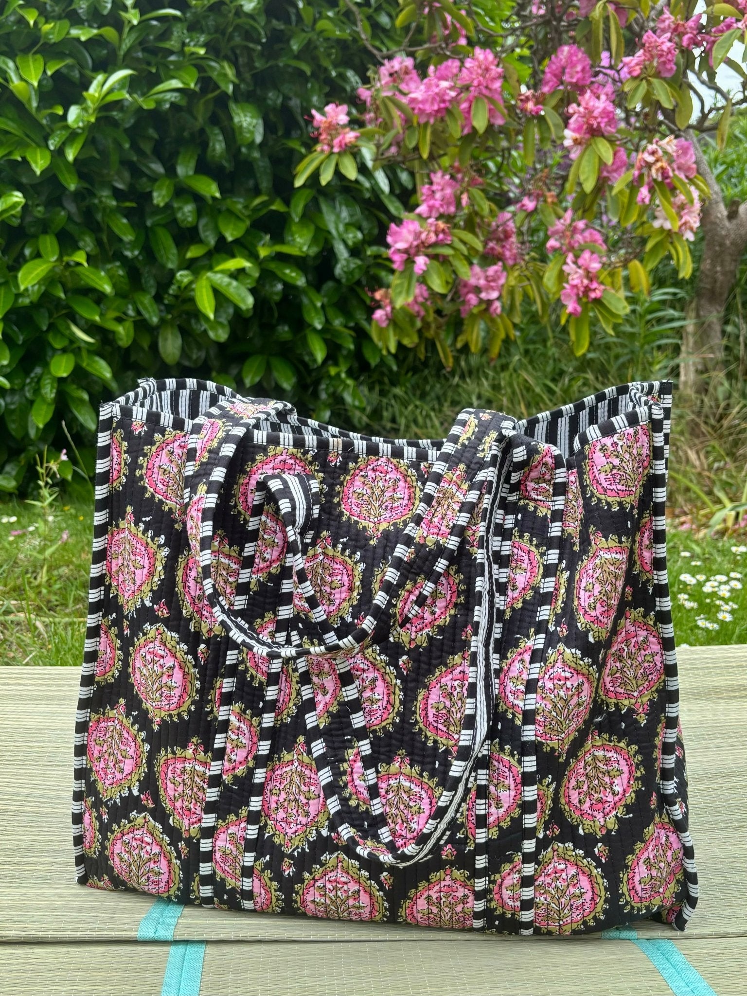 Cotton quilted tote bag