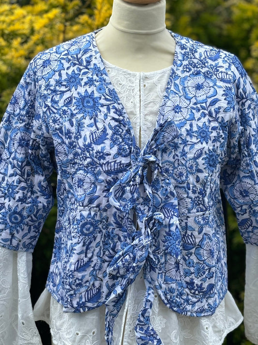 Short sleeve quilted jacket