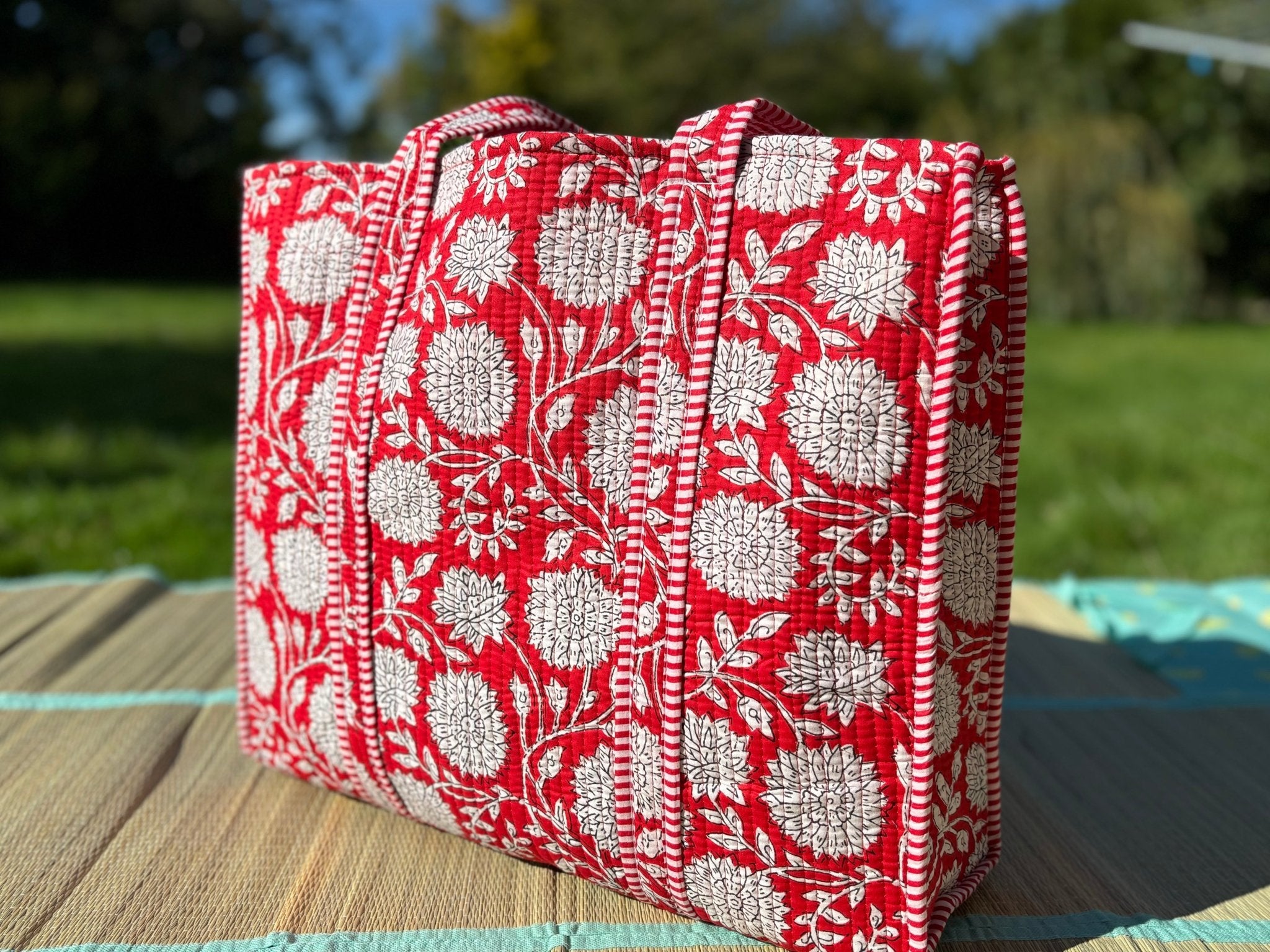 Cotton quilted tote bag